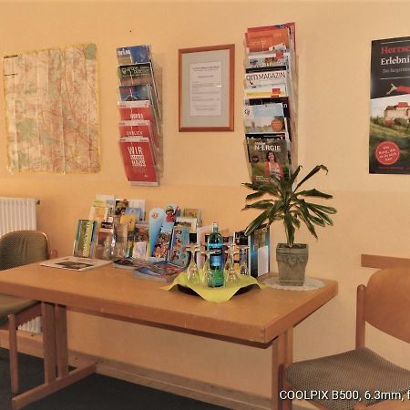 Gasthof Landhotel Gruner Baum Cadolzburg Екстер'єр фото