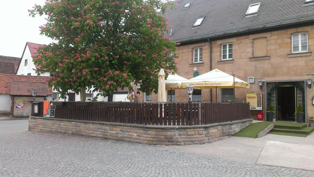 Gasthof Landhotel Gruner Baum Cadolzburg Екстер'єр фото