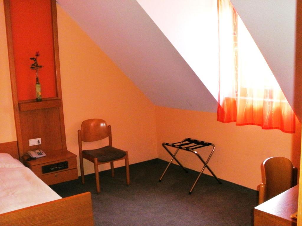 Gasthof Landhotel Gruner Baum Cadolzburg Екстер'єр фото