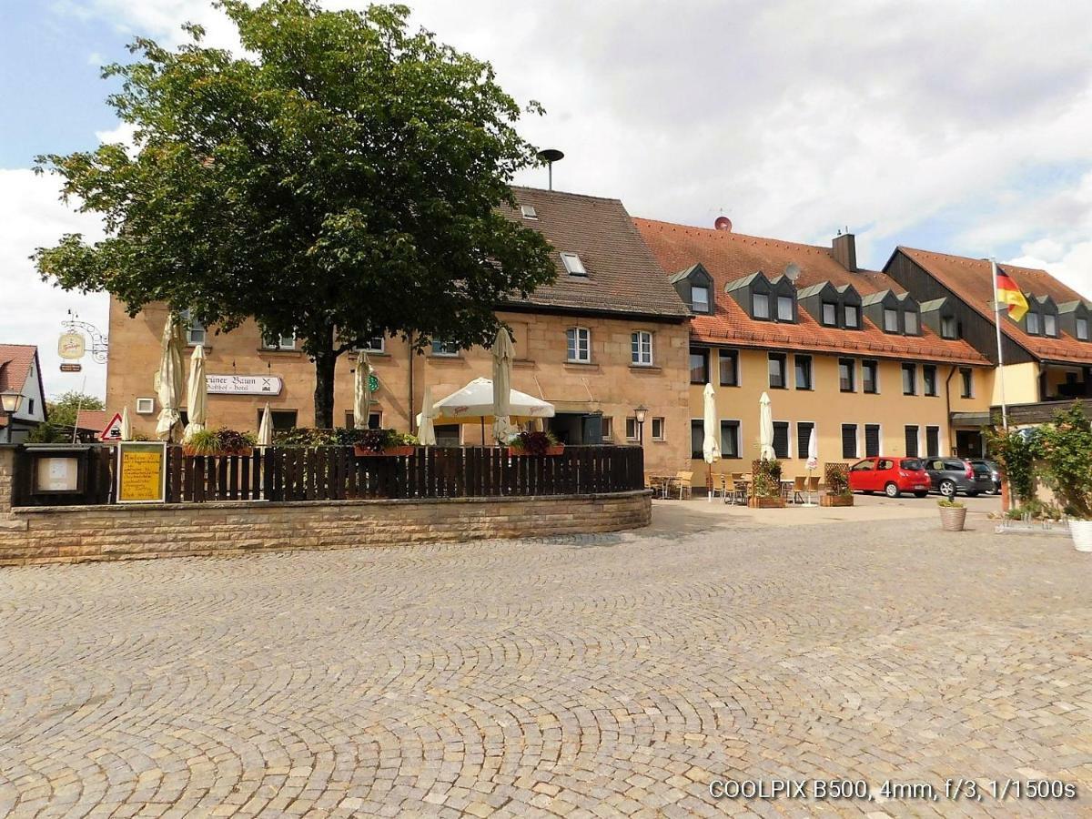Gasthof Landhotel Gruner Baum Cadolzburg Екстер'єр фото