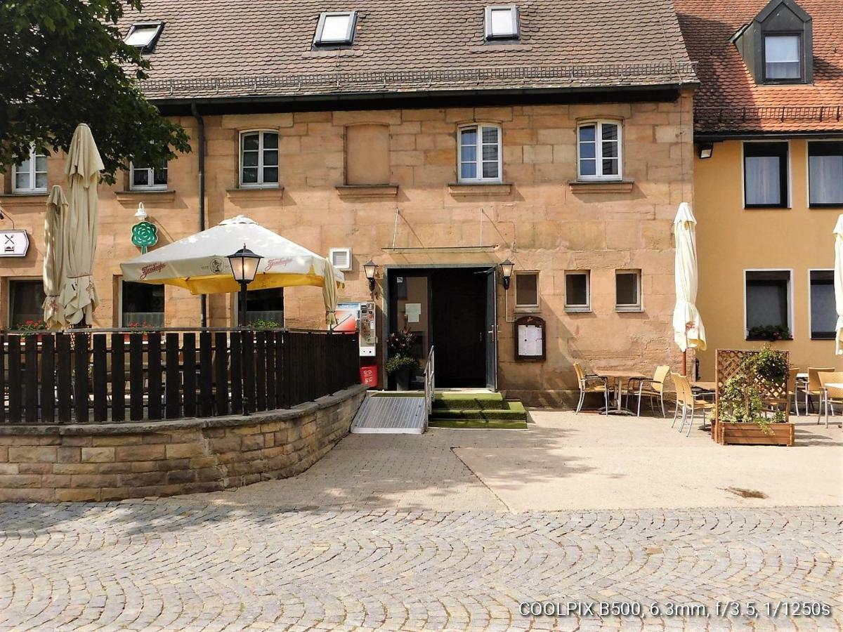 Gasthof Landhotel Gruner Baum Cadolzburg Екстер'єр фото